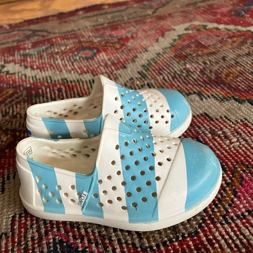 Toms Blue and White Shoes with Slip-On Style and Ventilated Design